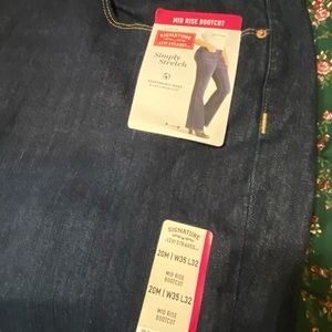 Levi signature women’s jeans